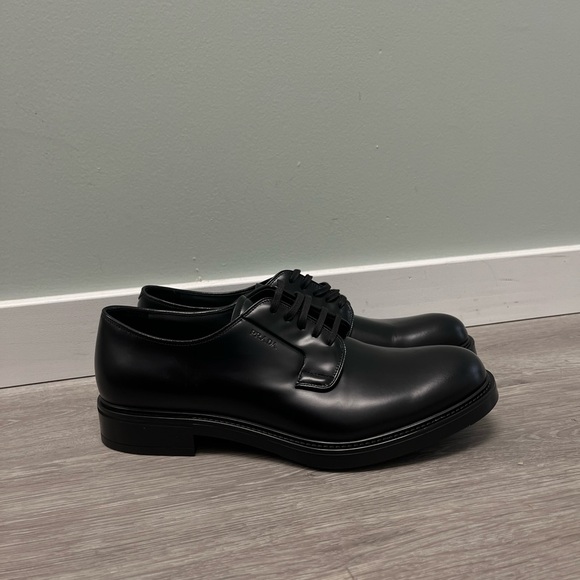 Prada Brushed Leather Lace-up Derby shoe. Prada size 9 US 10. - Picture 4 of 16